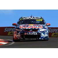 1:18 HOLDEN VF COMMODORE RED BULL RACING #888 LOWNDES/RICHARDS - 2014 BATHURST 1000 AIR FORCE LIVERY