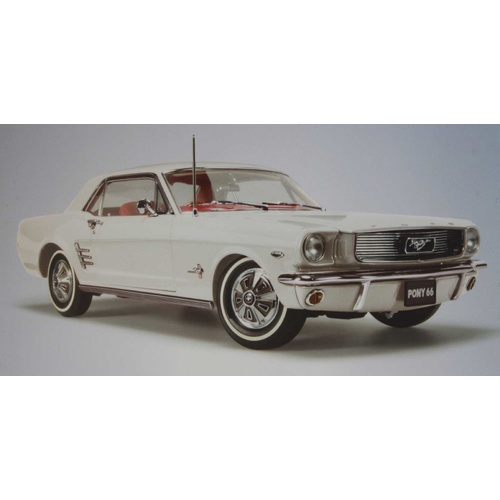 1:18 1966 Pony Mustang - Wimbledon White With Red Interior