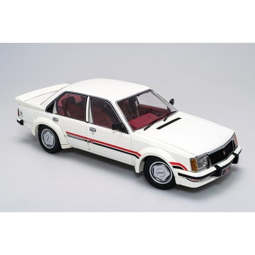 1:18 Holden VC HDT Commodore - Palais White