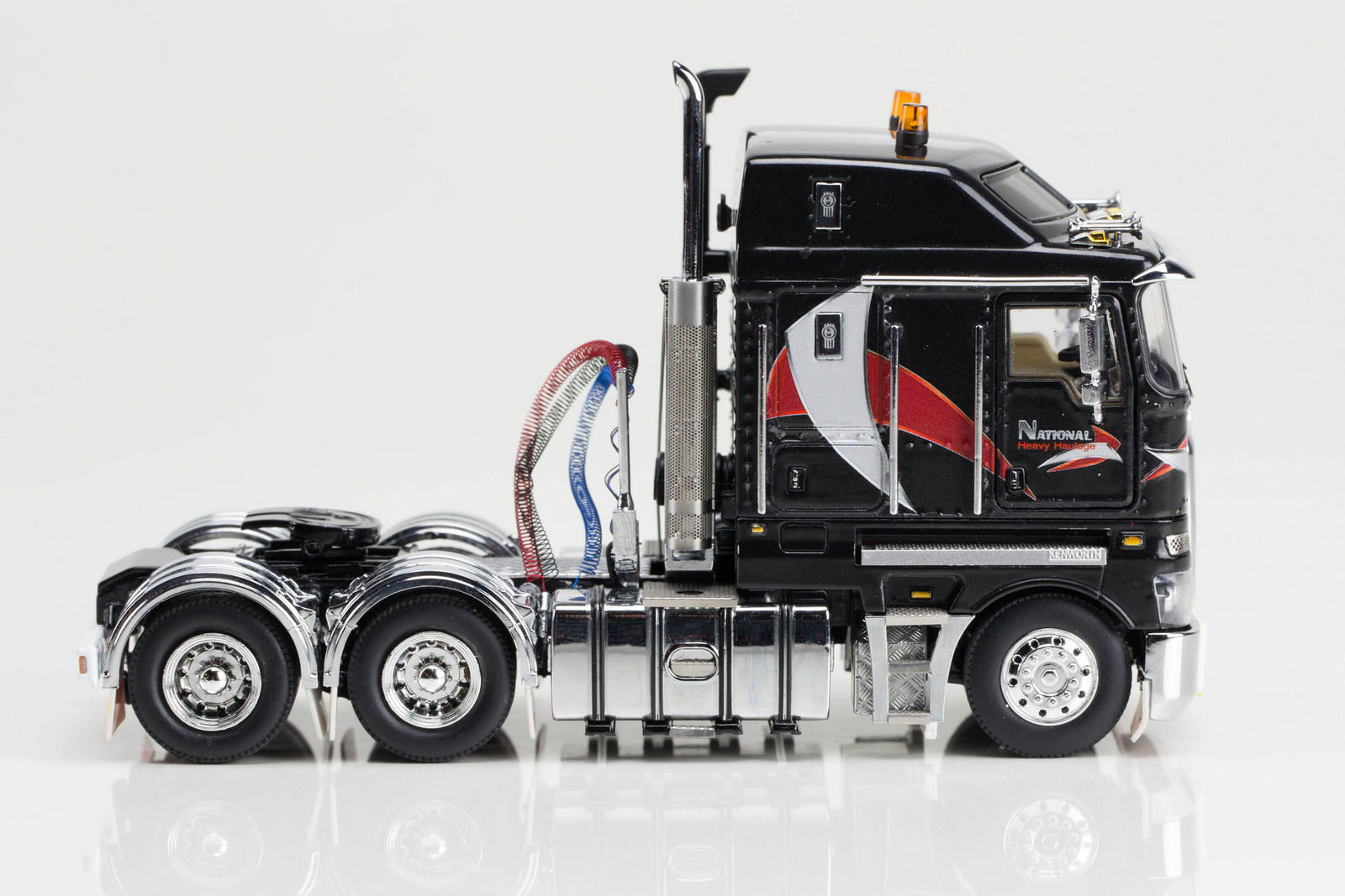 "NATIONAL HEAVY HAULAGE" Z01376 Kenworth K200 Drake Truck Tractor 1/50 