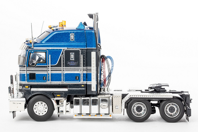 Camion DRAKE Kenworth K200 2.8-Meter Fat Cab - Vert Métallique - 1/50 - NEUF