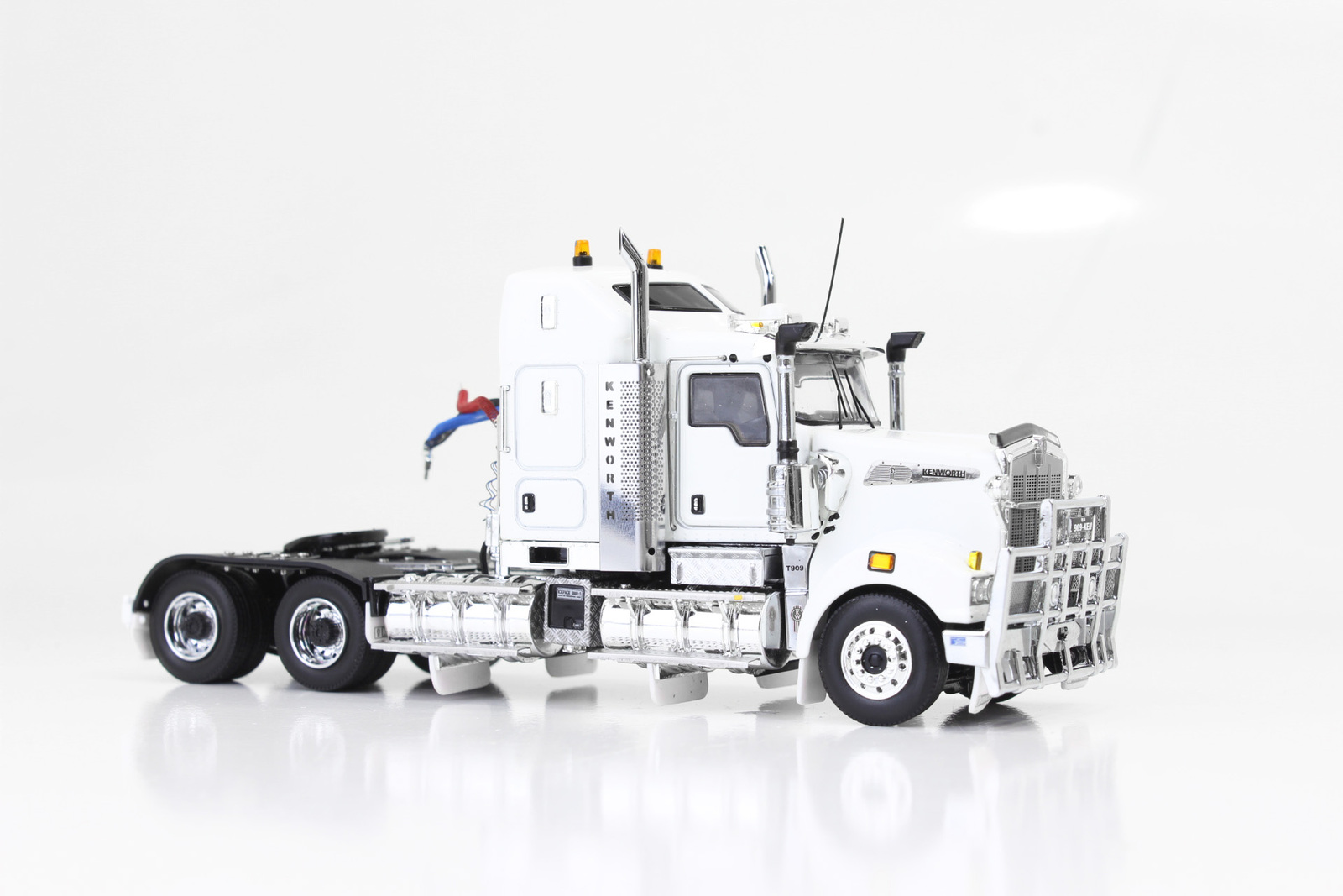 kenworth t909 diecast model
