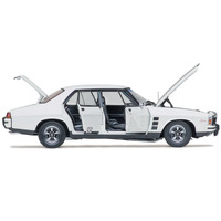 1:18 Holden HX GTS Monaro 4 Door Sedan Cotillion White 