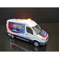 1:50 Mercedes-Benz Sprinter - PIRTEK With Flashing Lights 