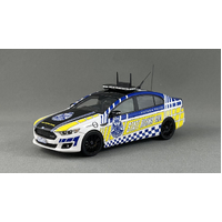 1:43 Victoria Police State Highway Patrol 2016 Ford FGX Falcon Sprint Sedan Winter White