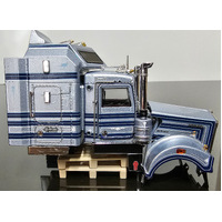 1:50 T900 Drake Kenworth Lockinda Cab Sleeper & Bonnet Spares 