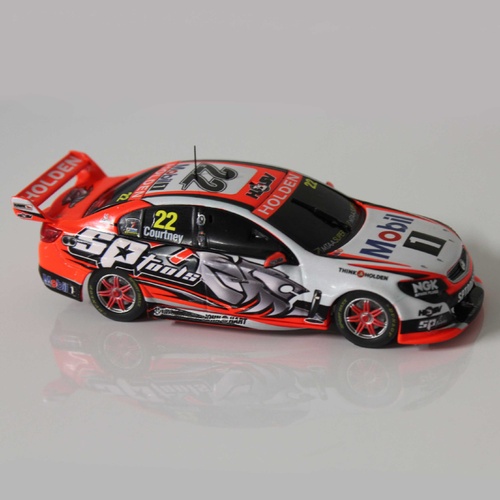 James Courtney Holden VE Commodore 2014 HRT 1:43