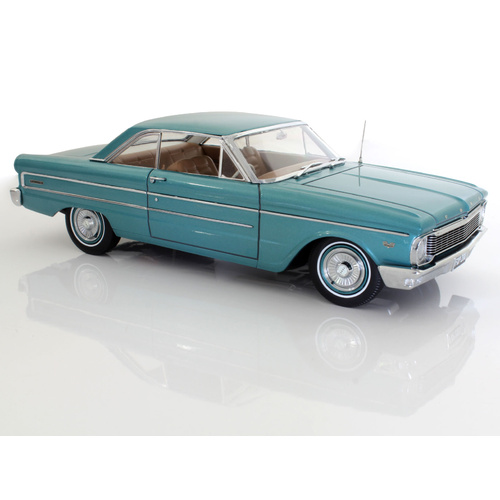 1:18 Ford Falcon XP 1965 Futura Hardtop