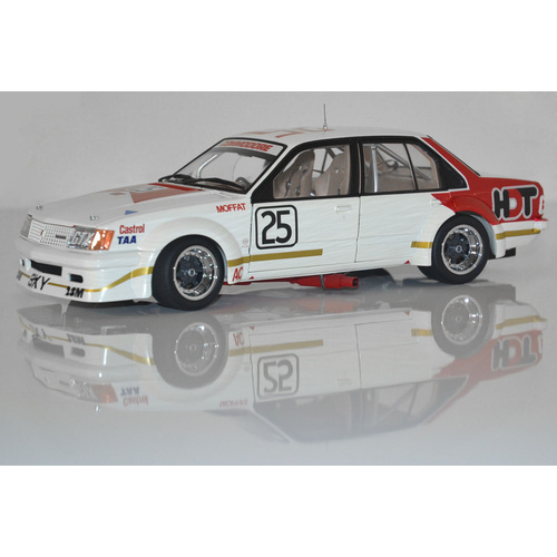 1:18 Holden VC Commodore HDT 1980 Sandown