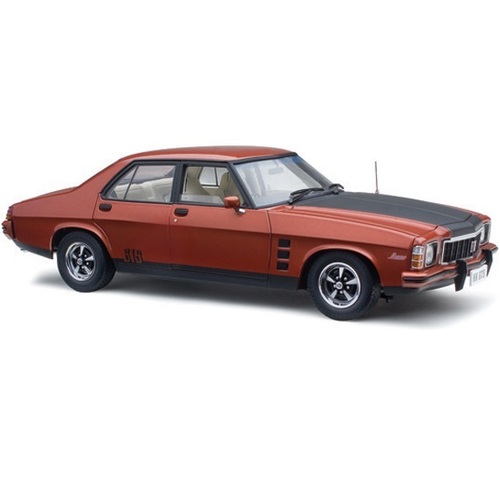 1:18 Holden HX GTS Monaro Persian Sand 