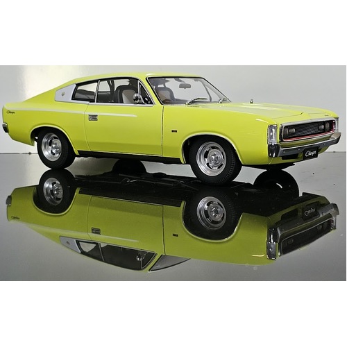 1:18 SE 770 340 Chrysler Charger Limelight Autoart 