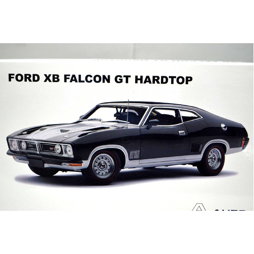 1:18 Ford XB Falcon GT Sedan ONYX Back - Silver Paint outs 