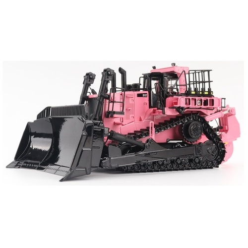 New Sealed 1:50 Cat D11T Track Type Tractor Bull Dozer The McGrath Foundation RARE