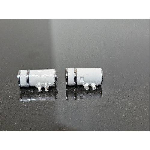  1:50 Kenworth Drake 909 White Air Cleaners White & Chrome 