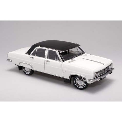 1:18 White Holden HR Premier Sedan 