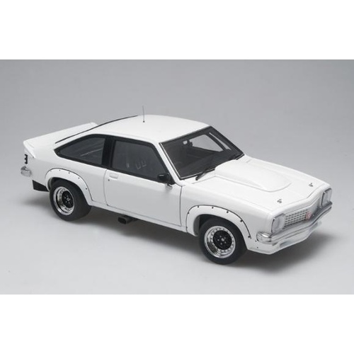 PC 1:18 Holden LX Torana A9X White