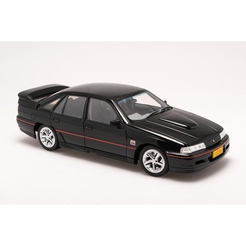 PC 1:18 VN SS Group A Black