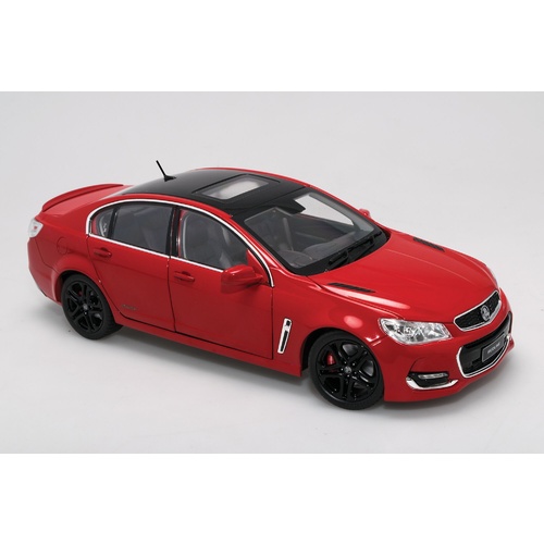 PC 1:18 Holden VF Commodore SS-V Redline