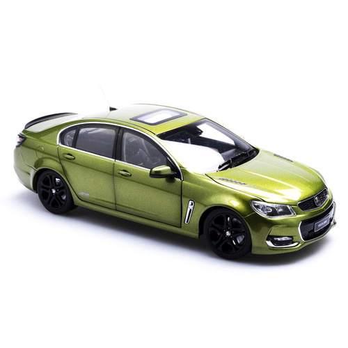 1:18 Holden VF Commodore SS-V Redline