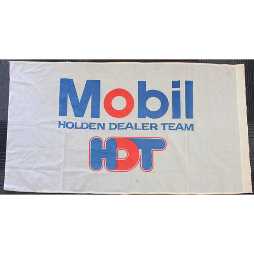 Mobil HDT Flag