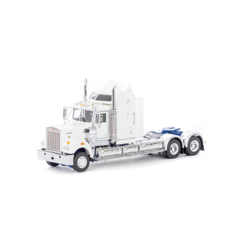 MPC Kenworth T 900 Legend - White with Blue Chassis