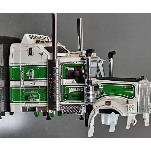 New 1:50 Kenworth Drake 509 Doolans Cab Sleeper & Bonnet Complete 